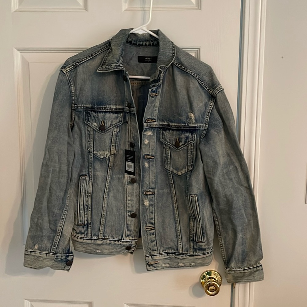 Able merly jacket